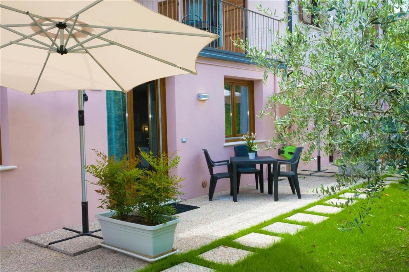 Residence Delle Rose Tremosine Exterior photo